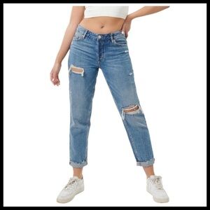 GARAGE Ex-Boyfriend Distressed Crop Jeans